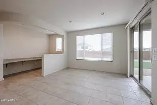 1951 W Sienna Bouquet Pl, Phoenix, AZ 85085 - Photo 10