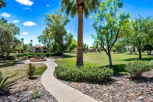 9450 N 94th Pl, Scottsdale, AZ 85258 - Photo 16