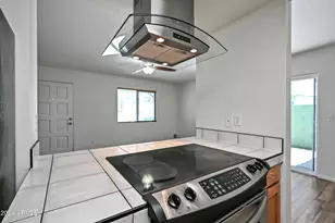 729 E Cochise Dr, Phoenix, AZ 85020 - Photo 8