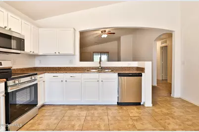19002 N Toledo Avenue, Maricopa, AZ 85138 - Photo 8