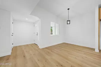 3850 E Poinsettia Drive, Phoenix, AZ 85028 - Photo 6