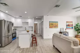 3135 N 34th St, Phoenix, AZ 85018 - Photo 4