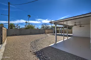 3135 N 34th St, Phoenix, AZ 85018 - Photo 30
