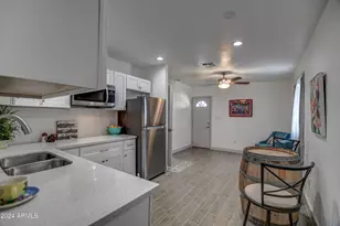 3135 N 34th St, Phoenix, AZ 85018 - Photo 22