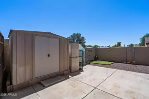 421 E Behrend Dr E, Phoenix, AZ 85024 - Photo 22