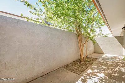 1118 S McClintock Drive # 1, Tempe, AZ 85281 - Photo 16