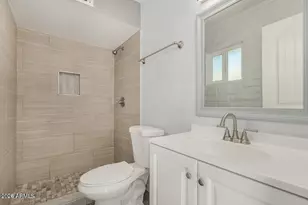 1118 S McClintock Dr, Tempe, AZ 85281 - Photo 14