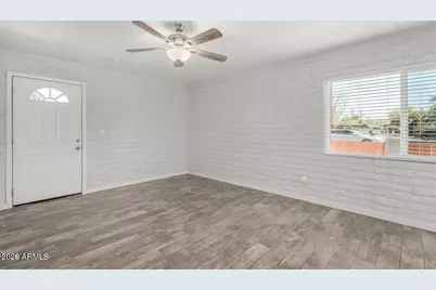 1118 S McClintock Drive # 1, Tempe, AZ 85281 - Photo 4