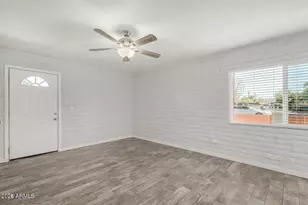 1118 S McClintock Dr, Tempe, AZ 85281 - Photo 4
