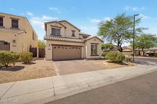 2417 W Barwick Dr, Phoenix, AZ 85085 - Photo 2