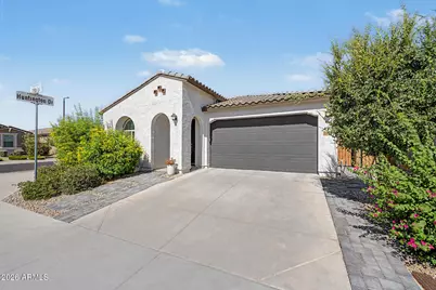 5913 S 25th Lane, Phoenix, AZ 85041 - Photo 12