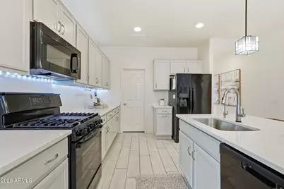 5718 W Jones Avenue, Phoenix, AZ 85043 - Photo 18