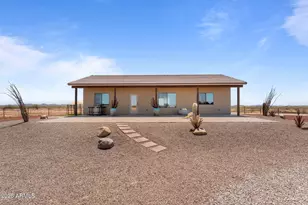 48810 W Long Rifle Rd, Aguila, AZ 85320 - Photo 2
