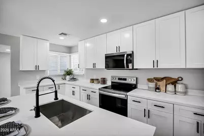 412 E Orion Street, Tempe, AZ 85283 - Photo 14
