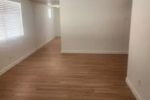 9011 S 7th Ave, Phoenix, AZ 85041 - Photo 16