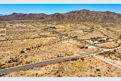 17885 N Stonebluff Road, Maricopa, AZ 85139 - Photo 48