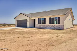 17885 N Stonebluff Rd, Maricopa, AZ 85139 - Photo 2