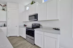 17965 N Stonebluff Rd, Maricopa, AZ 85139 - Photo 20