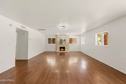 4555 E Tierra Buena Lane, Phoenix, AZ 85032 - Photo 10