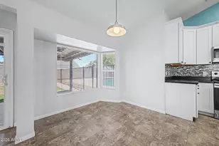8556 W Charter Oak Rd, Peoria, AZ 85381 - Photo 8