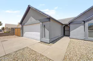 8556 W Charter Oak Rd, Peoria, AZ 85381 - Photo 4