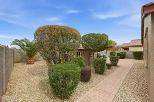 18820 W Shangri La Rd, Surprise, AZ 85388 - Photo 38