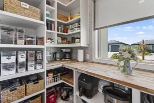 1519 E Dolores Rd, Phoenix, AZ 85086 - Photo 26