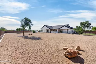 1519 E Dolores Rd, Phoenix, AZ 85086 - Photo 94