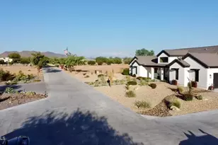 1519 E Dolores Rd, Phoenix, AZ 85086 - Photo 8