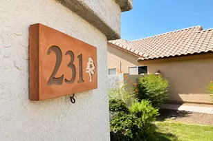 231 N Leoma Ct, Chandler, AZ 85225 - Photo 2