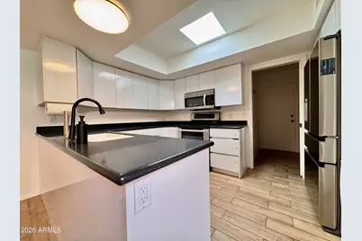 237 W Denton Lane, Phoenix, AZ 85013 - Photo 34