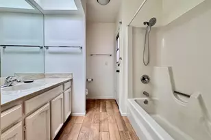 237 W Denton Ln, Phoenix, AZ 85013 - Photo 14