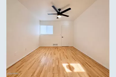 237 W Denton Lane, Phoenix, AZ 85013 - Photo 18