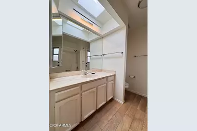 237 W Denton Lane, Phoenix, AZ 85013 - Photo 12
