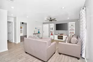 7714 W Osborn Rd, Phoenix, AZ 85033 - Photo 12