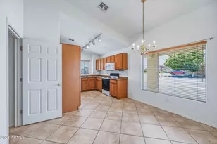 15962 W Acapulco Ln, Surprise, AZ 85379 - Photo 14