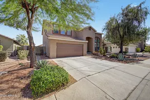 13355 W Mauna Loa Ln, Surprise, AZ 85379 - Photo 2