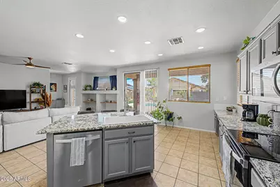 13355 W Mauna Loa Lane, Surprise, AZ 85379 - Photo 12