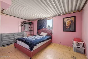 6909 W Wolf St, Phoenix, AZ 85033 - Photo 14