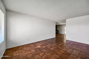1252 E El Parque Dr, Tempe, AZ 85282 - Photo 2