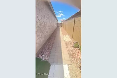 9512 W Fallen Leaf Lane, Peoria, AZ 85383 - Photo 16