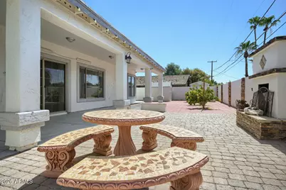 5619 W Frier Drive, Glendale, AZ 85301 - Photo 18