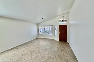 141 W Shannon St, Gilbert, AZ 85233 - Photo 14