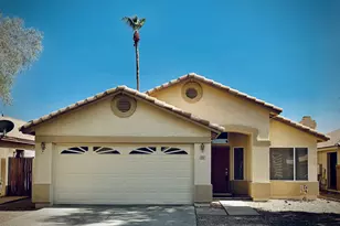 141 W Shannon St, Gilbert, AZ 85233 - Photo 2