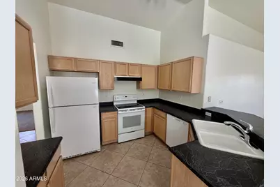 141 W Shannon Street, Gilbert, AZ 85233 - Photo 4