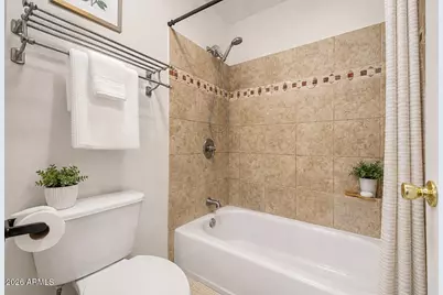 5525 E Thomas Road #R13, Phoenix, AZ 85018 - Photo 14