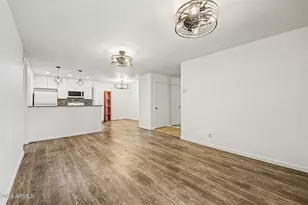 5525 E Thomas Rd, Phoenix, AZ 85018 - Photo 6