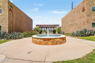 5525 E Thomas Rd, Phoenix, AZ 85018 - Photo 12