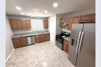 5318 W Windsor Ave, Way, Phoenix, AZ 85035 - Photo 4