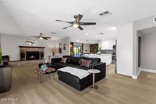 4937 N 82nd St, Scottsdale, AZ 85251 - Photo 8
